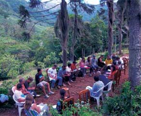 Agricultores y mediadores, experiencias durante una reunión de la OPAC Litoral Norte. Monique Medeiros